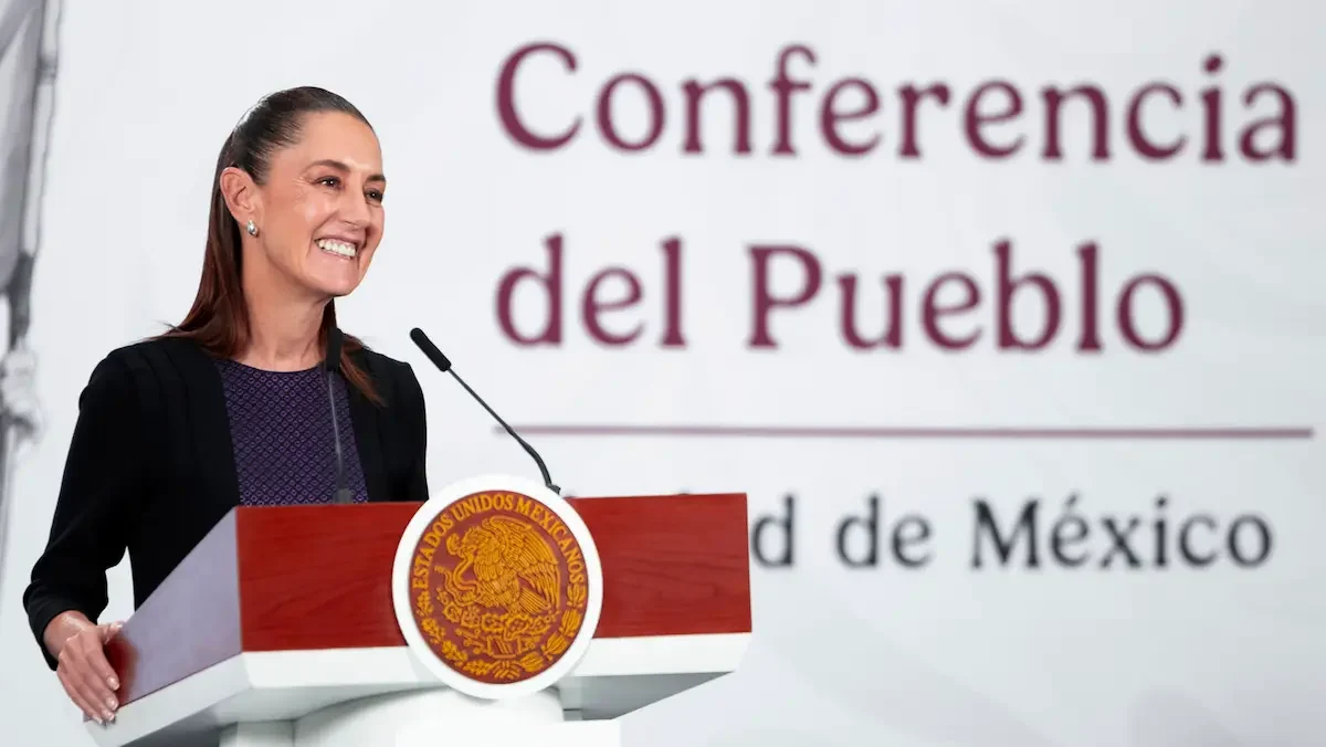 La presidenta Claudia Sheinbaum Pardo afirmó que el recorte al Ciclo Escolar 2025-2026 no fue una ocurrencia del secretario de Educación Pública (SEP), Mario Delgado.