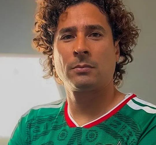 Ochoa es el primer elemento que milita en el extranjero que se presenta a la concentración mundialista.