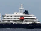 Catorce pasajeros españoles del crucero MV Hondius, afectado por un brote de hantavirus, fueron trasladados en un avión militar desde la isla canaria de Tenerife a Madrid