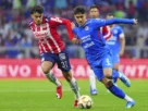 El estadio Azteca, recién nombrado Banorte, culminó su etapa de pruebas rumbo al Mundial 2026 con un juego que encendió las emociones después de que Cruz Azul rescató de local un polémico empate 2-2 ante Chivas