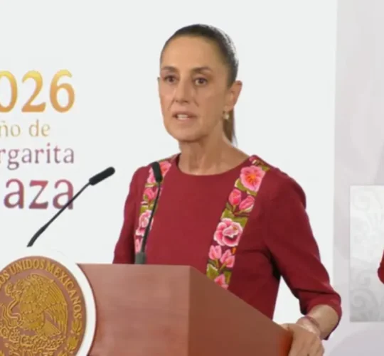 La mandataria dijo que entre estas peticiones hay casos gravísimos para México pues entre ellos, hay algunos de personas ligadas a factureras o bien dos casos asociados a la desaparición de los 43 normalistas de Ayotzinapa.