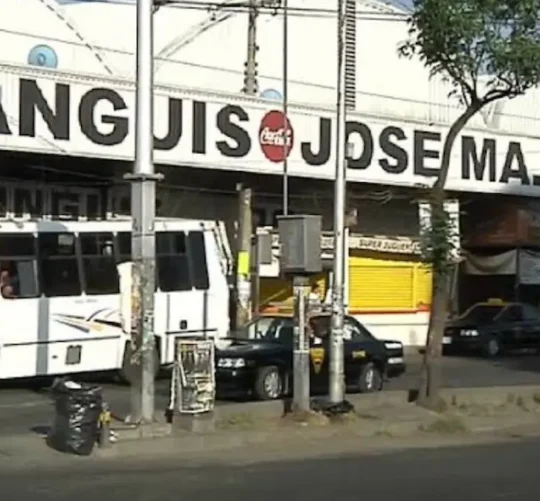 Tras estar casi 20 días en el hospital, Tadeo, niño de 9 años, falleció después de ser víctima colateral de una balacera en el mercado Morelos, Puebla.