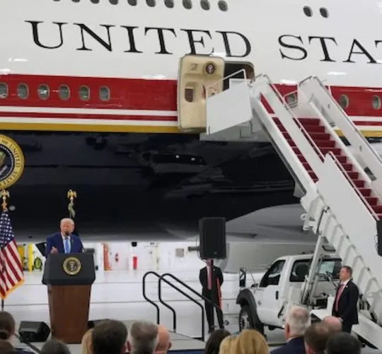 El plan es utilizar el avión catarí de forma temporal como Air Force One mientras Boeing completa la modernización de dos aviones encargados por Trump