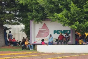 Las clases en Chiapas permanecen suspendidas en la mayor parte del estado, con más de un millón y medio de estudiantes sin actividades escolares tras ocho días de paro nacional de la Coordinadora Nacional de Trabajadores de la Educación (CNTE).