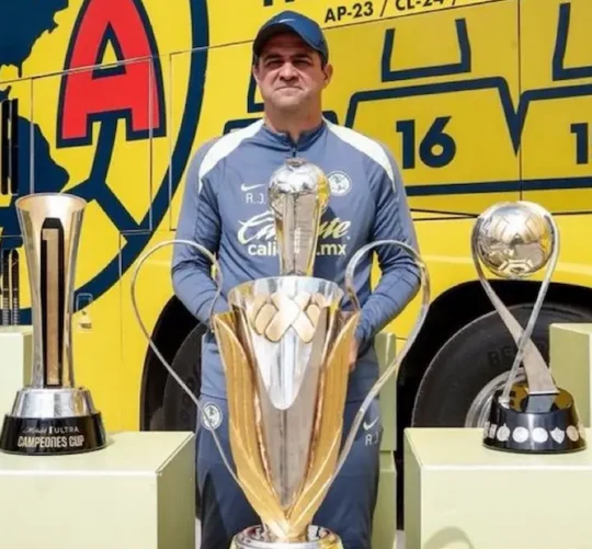 El América anunció oficialmente la salida del estratega brasileño André Jardine, tras haber concluido el Clausura 2026 y previo al arranque del próximo torneo.