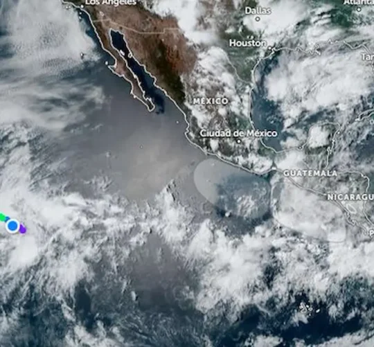 Un fenómeno climático conocido como “tormenta negra” podría provocar lluvias torrenciales, inundaciones y deslizamientos de tierra en varias regiones del país.