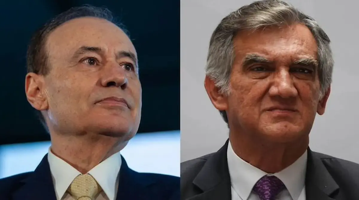 Fuentes con conocimiento del caso informaron a los periodistas que, aunque le fue negada una visa, Durazo viaja a Estados Unidos de manera regular para recibir atención médica bajo un programa especial estadunidense empleado para individuos que están cooperando con seguridad pública.