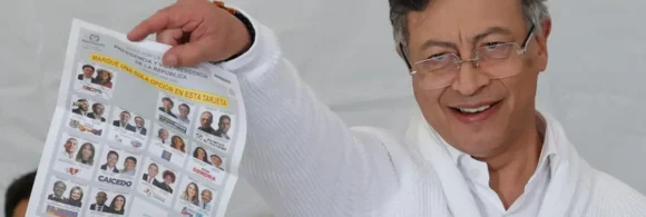 reiteró sus cuestionamientos al sistema informático utilizado durante el proceso electoral y afirmó que únicamente reconocerá el escrutinio que emitan los jueces de la República.