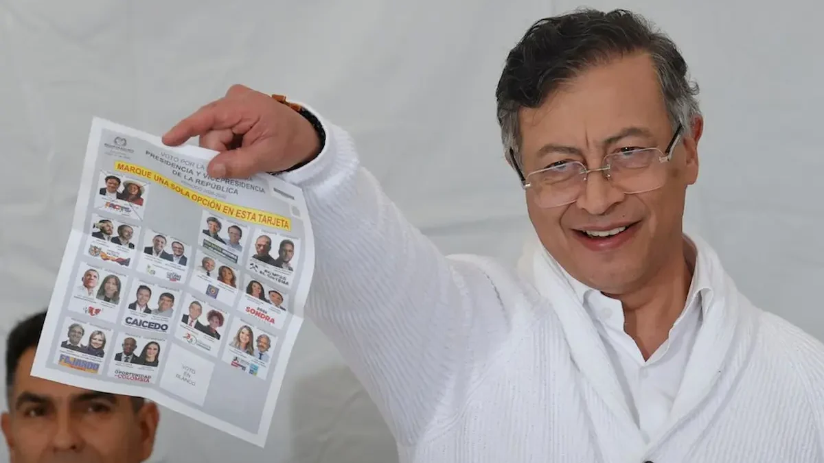 reiteró sus cuestionamientos al sistema informático utilizado durante el proceso electoral y afirmó que únicamente reconocerá el escrutinio que emitan los jueces de la República.