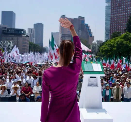 Sheinbaum reiteró su compromiso con la continuidad del proyecto político iniciado por la llamada Cuarta Transformación