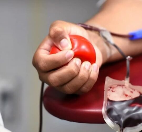 La iniciativa busca impulsar acciones de sensibilización y aumentar la participación de donantes altruistas para garantizar sangre en hospitales