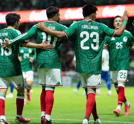 El Tricolor se impuso con anotaciones de Johan Vásquez, Raúl Jiménez y Luis Chávez, así como lo autogoles de Stefan Bukinac y Adem Avdiv. Por Serbia convirtió Petar Stanic.