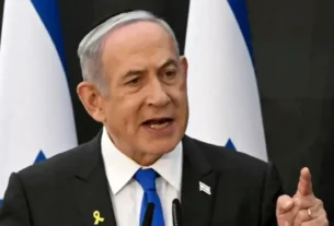 Netanyahu, de 76 años y apodado Bibi, "se presentará a las próximas elecciones y, con la ayuda de Dios, las ganará", declaró la formación oficialista Likud en Telegram.