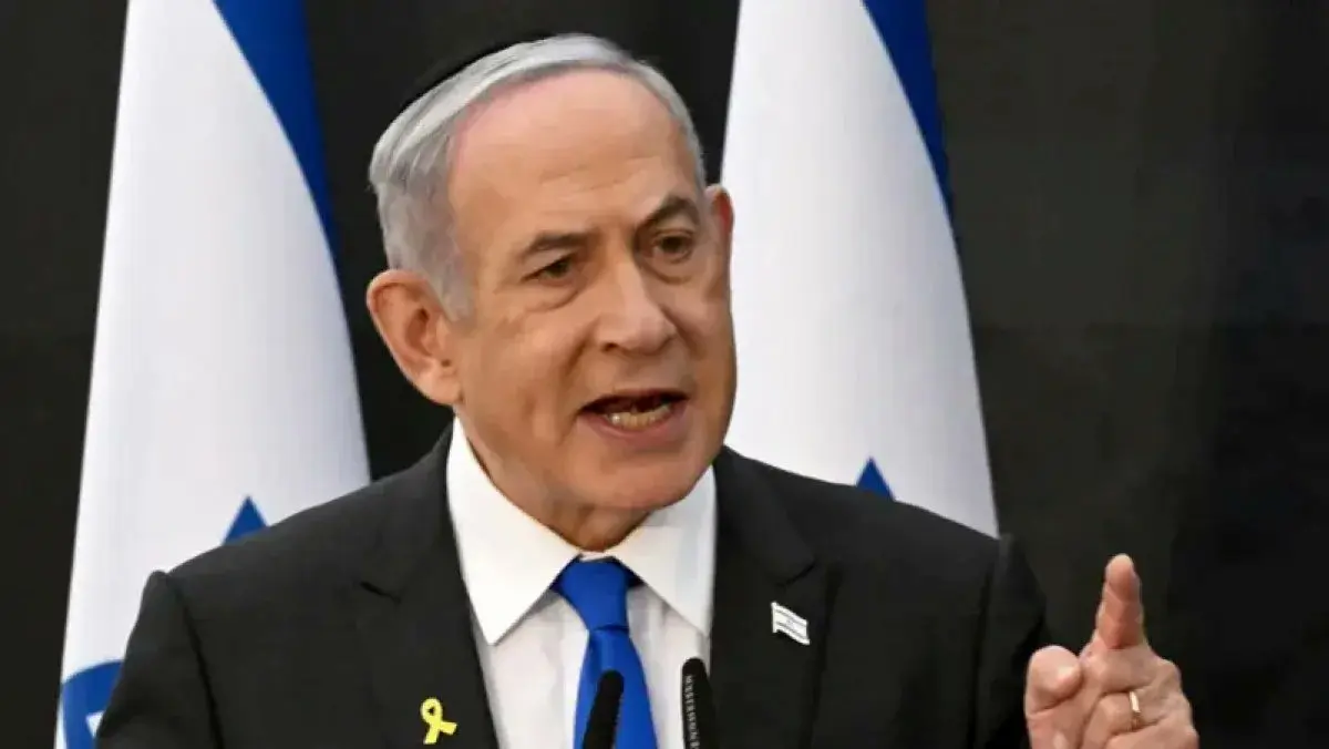 Netanyahu, de 76 años y apodado Bibi, "se presentará a las próximas elecciones y, con la ayuda de Dios, las ganará", declaró la formación oficialista Likud en Telegram.