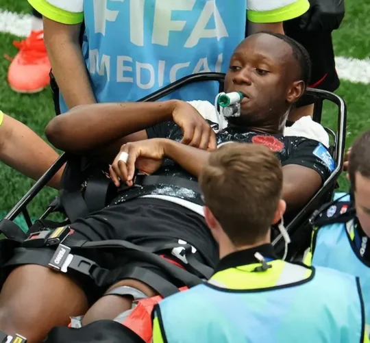 El mediocampista canadiense Ismaël Koné es jugador Sassuolo Calcio de la Serie A de Italia