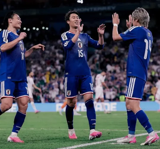 Ayase Ueda marcó dos goles y dio una asistencia, mientras que Daichi Kamada y Junya Ito completaron el marcador en el encuentro correspondiente a la segunda jornada del Grupo F de la Copa Mundial 2026.