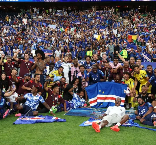 En el primer Mundial de su historia, Cabo Verde avanzó como segundo del Grupo H, detrás de España y por delante de Uruguay