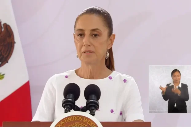La presidenta Claudia Sheinbaum anunció que firmará un decreto para que los megaproyectos turísticos en Mahahual ahora tengan, de manera obligatoria, un enfoque ecológico, es decir, los proyectos que se desarrollen en la zona deberán ser únicamente ecoturísticos.