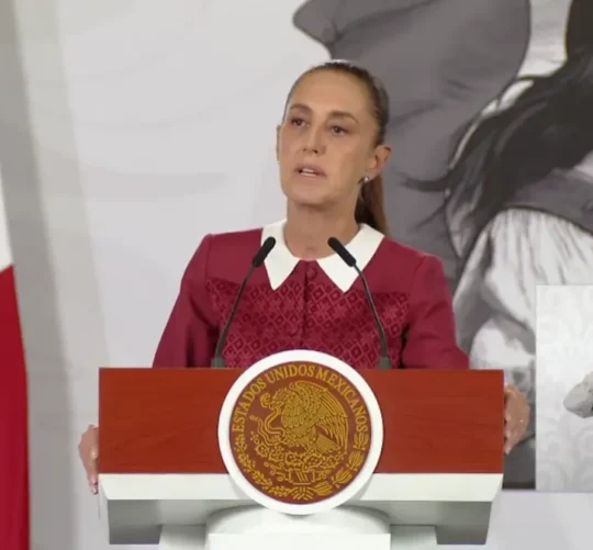 El Instituto de Seguridad y Servicios Sociales de los Trabajadores del Estado (ISSSTE) anunció la puesta en marcha de los llamados “cuartos azules”, espacios especializados para la interpretación de mastografías, con el objetivo de agilizar y mejorar la atención en la lucha contra el cáncer de mama.