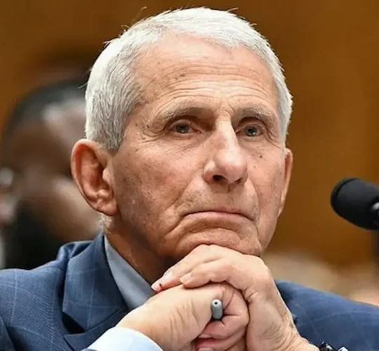 Anthony Fauci ante un comité del Senado de Estados Unidos.