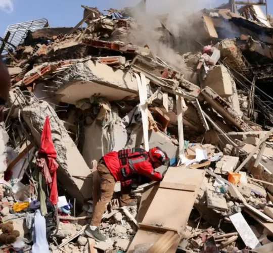 Han sido salvadas 6 mil 461 personas por más de 4 mil rescatistas.