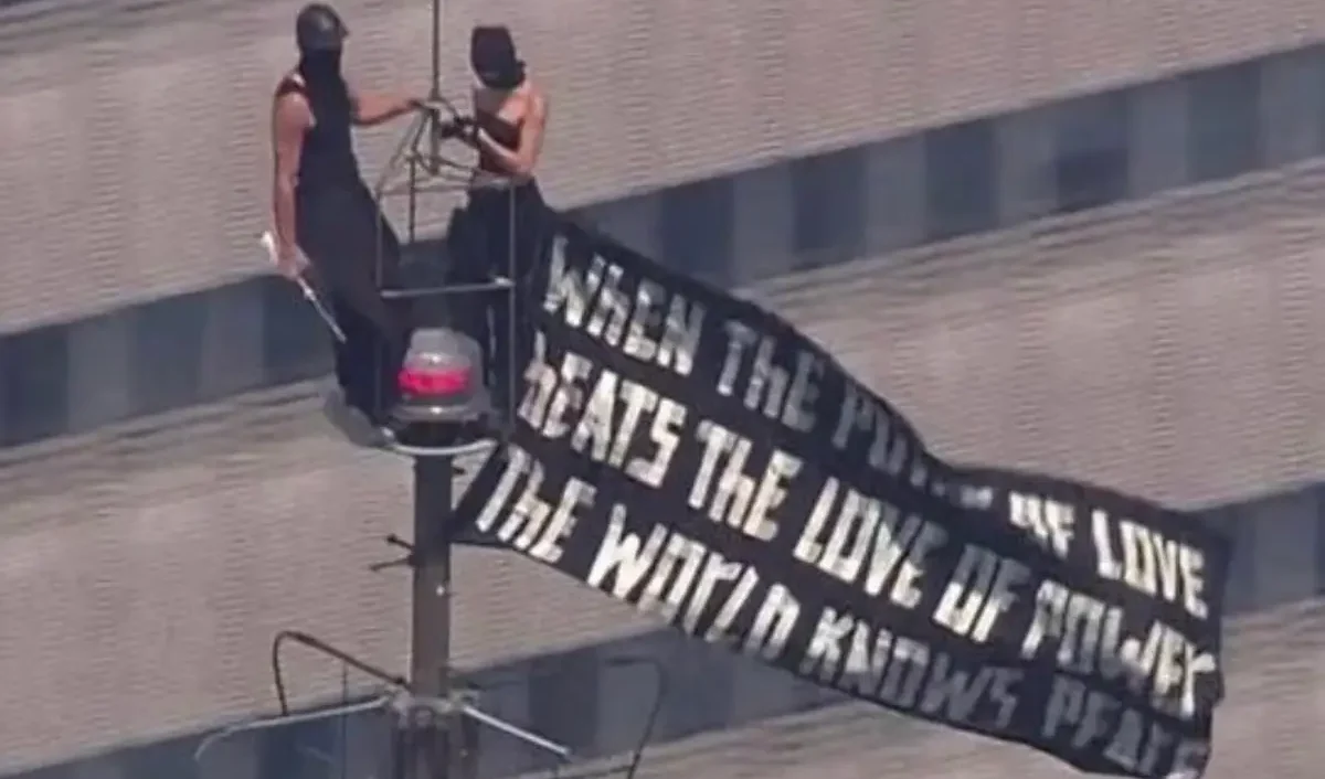 pareja en el empire state building