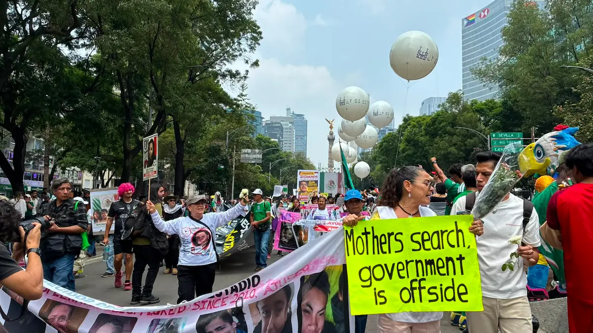 Realizaron un acto ecuménico y una cascarita de futbol como parte de la jornada de protesta para exigir a las autoridades la búsqueda de sus seres queridos.