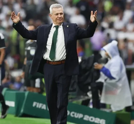 El técnico confirmó el fin de su tercer ciclo al frente del combinado nacional y respaldó a Rafael Márquez como su sucesor
