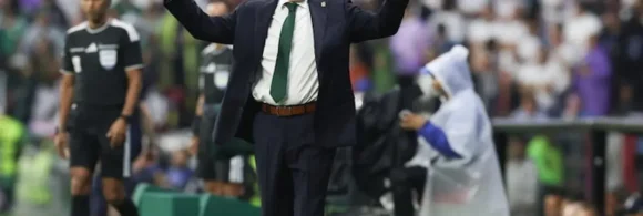 El técnico confirmó el fin de su tercer ciclo al frente del combinado nacional y respaldó a Rafael Márquez como su sucesor