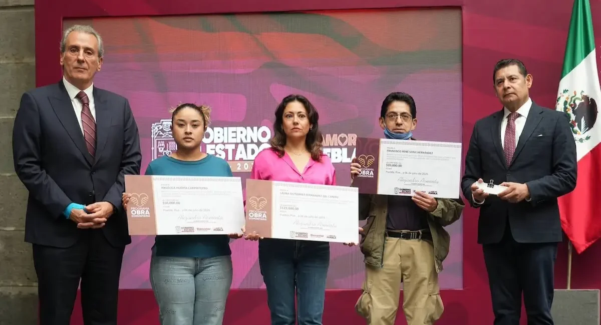 gobiernos local y estatal dando apoyos a afectados por lluvias