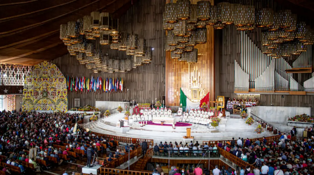 Misa en la Basílica de Guadalupe