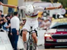 Pogačar llega a la meta de la mítica subida al Tourmalet