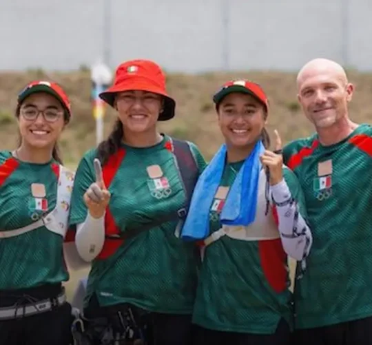 Ana Paula Vázquez, Alejandra Valencia y Ángela Ruiz se llevan el oro tras vencer 5-1 a Colombia en tiro con arco femenil por equipos