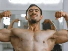 Ángel, de 30 años, fue detenido en el lugar por agentes de la Policía Municipal y posteriormente quedó a disposición del Ministerio Público