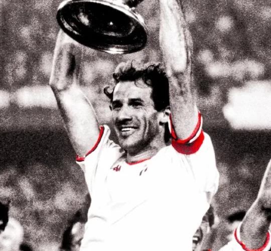 Homenaje del AC al legendario Franco Baresi