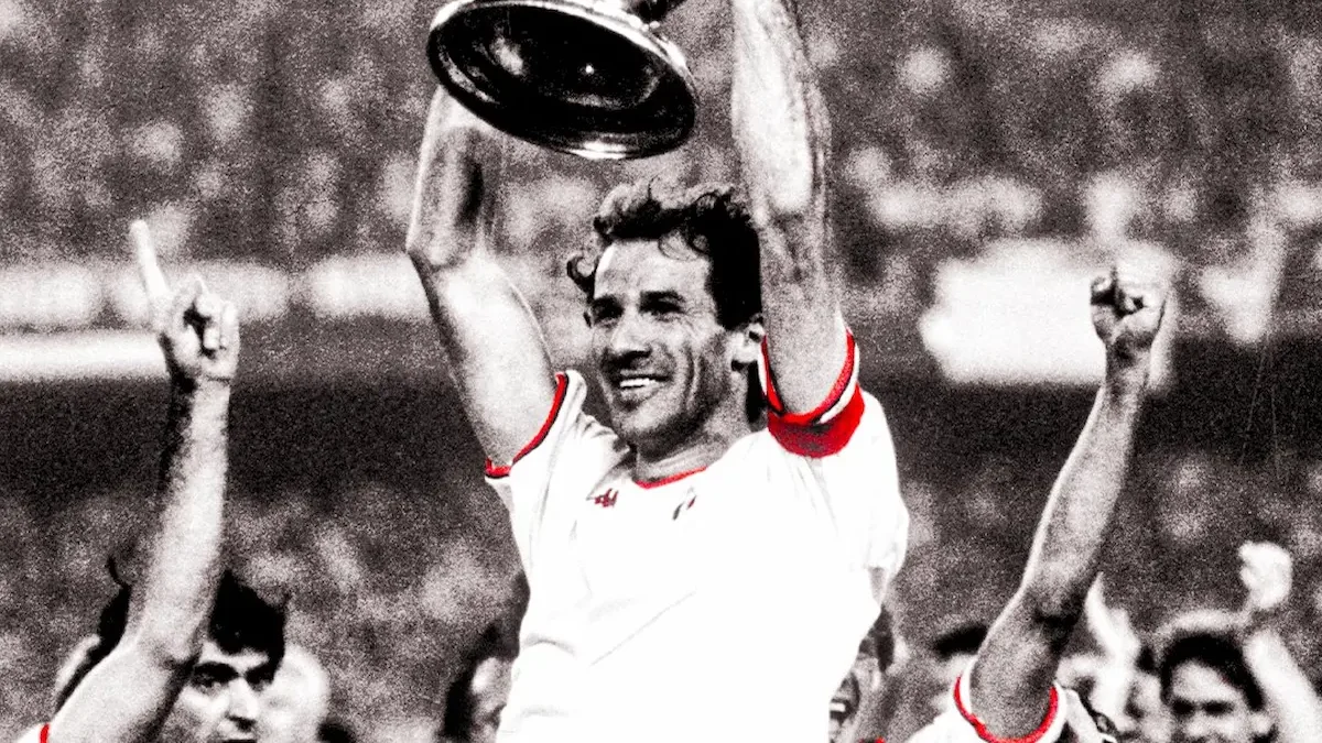 Homenaje del AC al legendario Franco Baresi