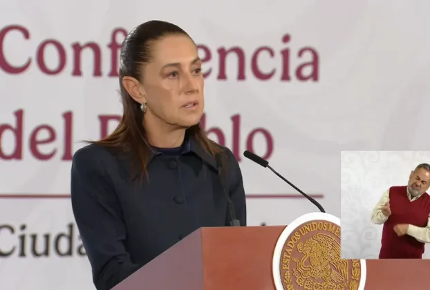 La Presidenta Claudia Sheinbaum durante su conferencia matutina desde Salón Guillermo Prieto en Palacio Nacional.