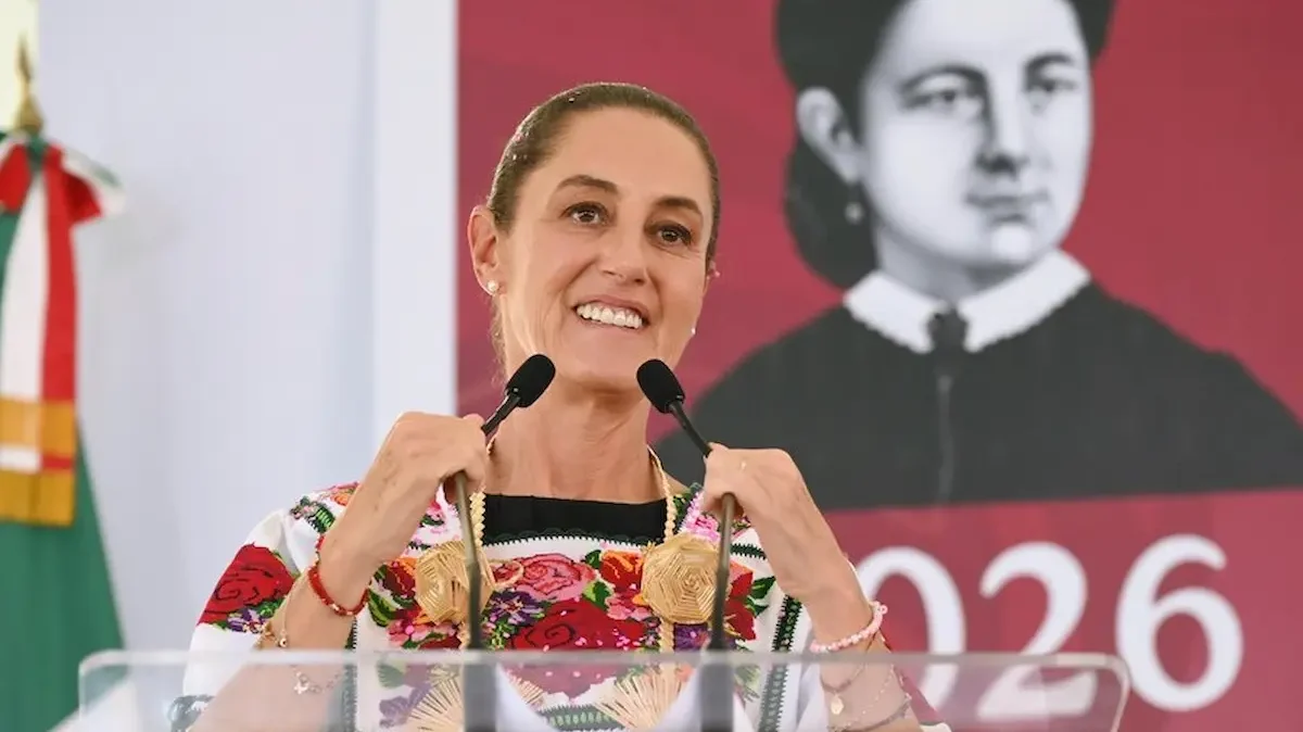 Sheinbaum recordó que la primera transformación de México fue la Independencia y afirmó que desde ese momento el país ha defendido principios que permanecen vigentes.