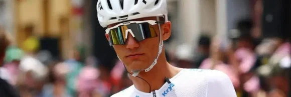Isaac del Toro al final de la octava etapa de la Tour de Francia
