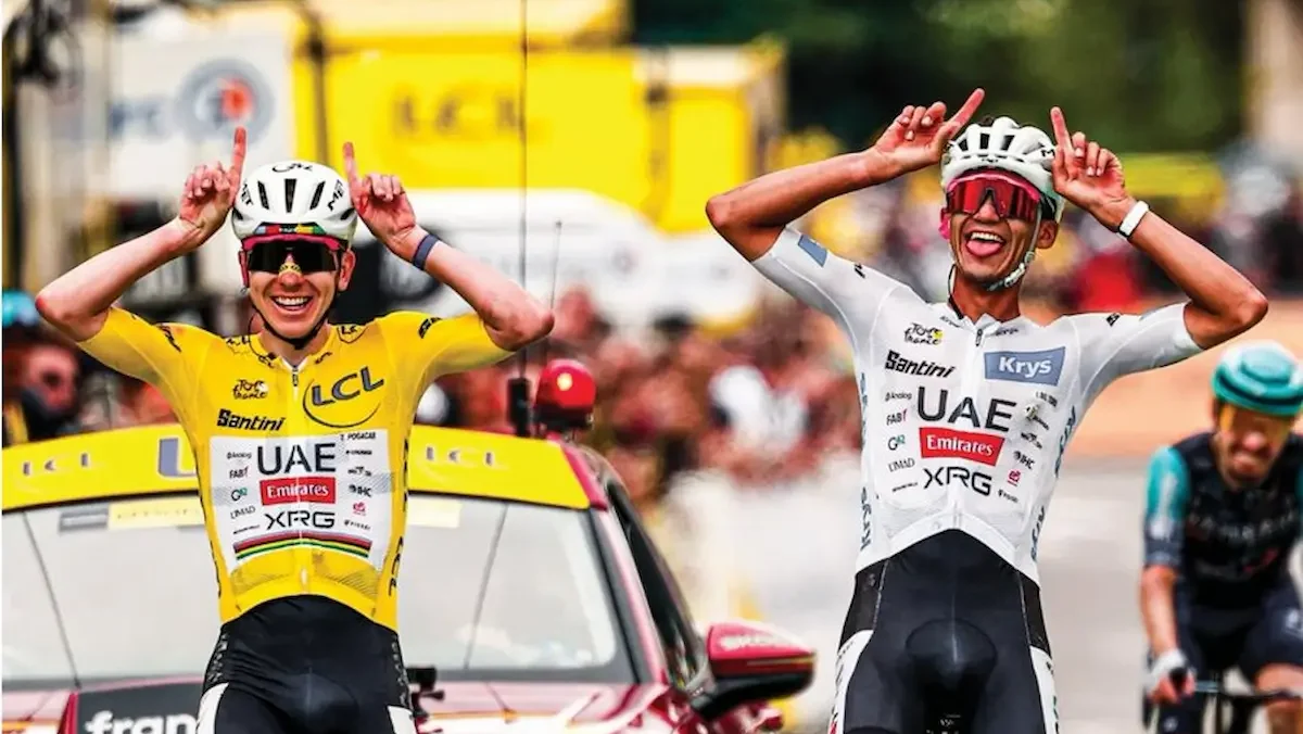 Del Toro y Pogacar cruzan juntos la meta en la Etapa 20 del Tour