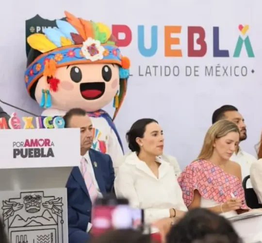 Puebla albergará el Tianguis Turístico México 2027 del 9 al 12 de marzo anunció gobernador Alejandro Armenta Mier.