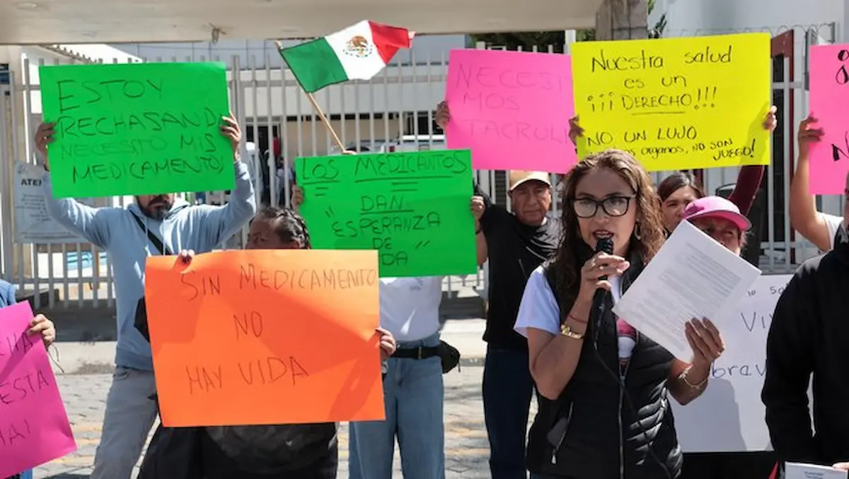 Pacientes trasplantados exige abasto de medicamentos fuera del IMSS San José