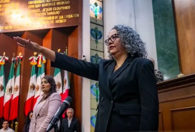 En sesión extraordinaria del Congreso local, Graciela Domínguez Nava rindió protesta como gobernadora interina de Sinaloa