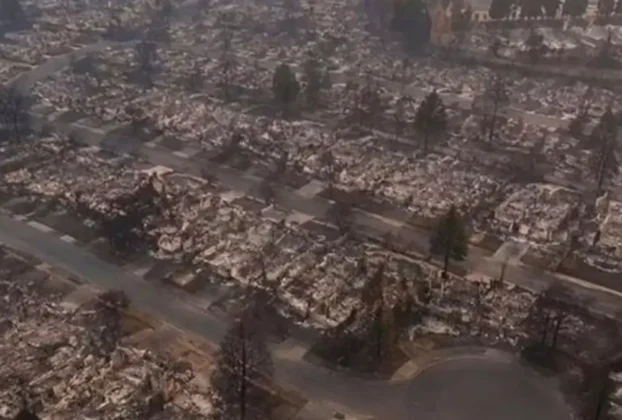 Los incendios forestales en Washington destruyeron más de 600 estructuras y obligaron a evacuar a 60.000 personas en la región de Spokane.