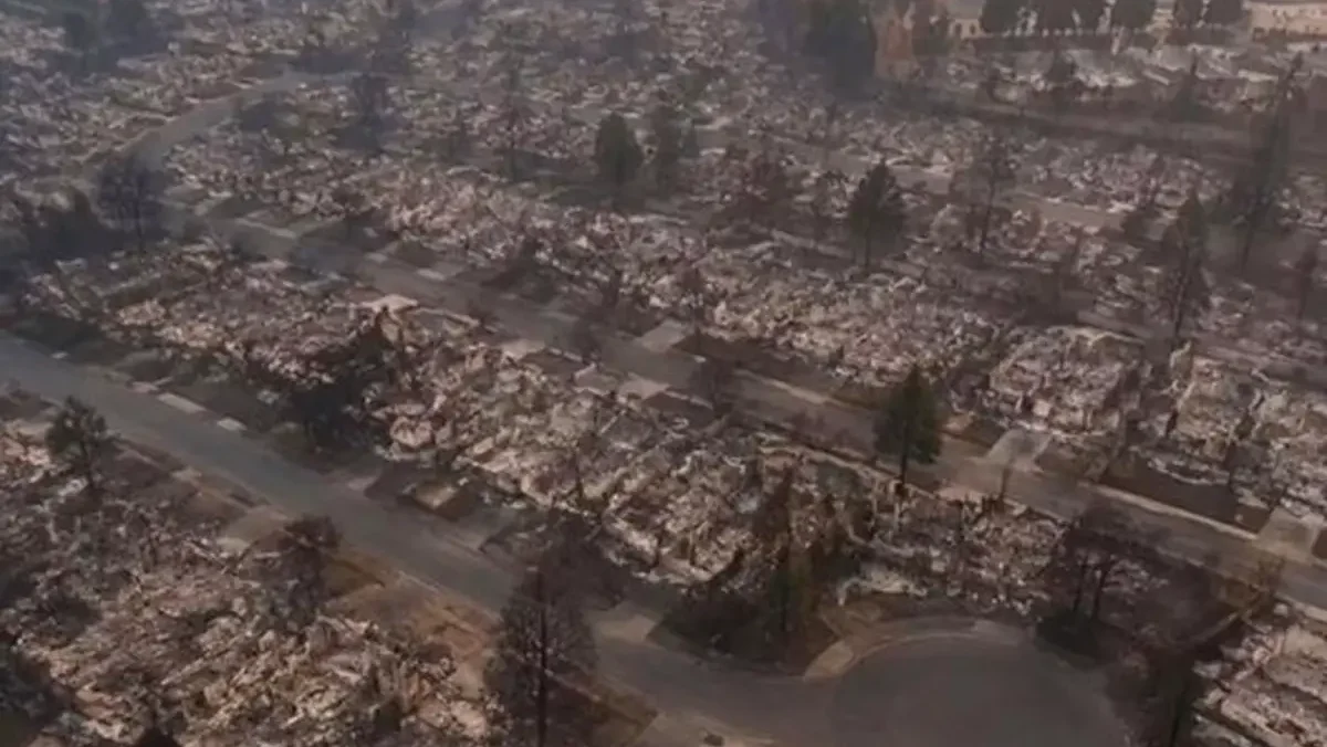 Los incendios forestales en Washington destruyeron más de 600 estructuras y obligaron a evacuar a 60.000 personas en la región de Spokane.