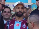 Mohamed Salah con el jersey de Trabzonspor