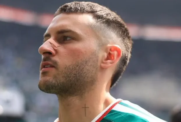Delantero mexicano Santiago Giménez