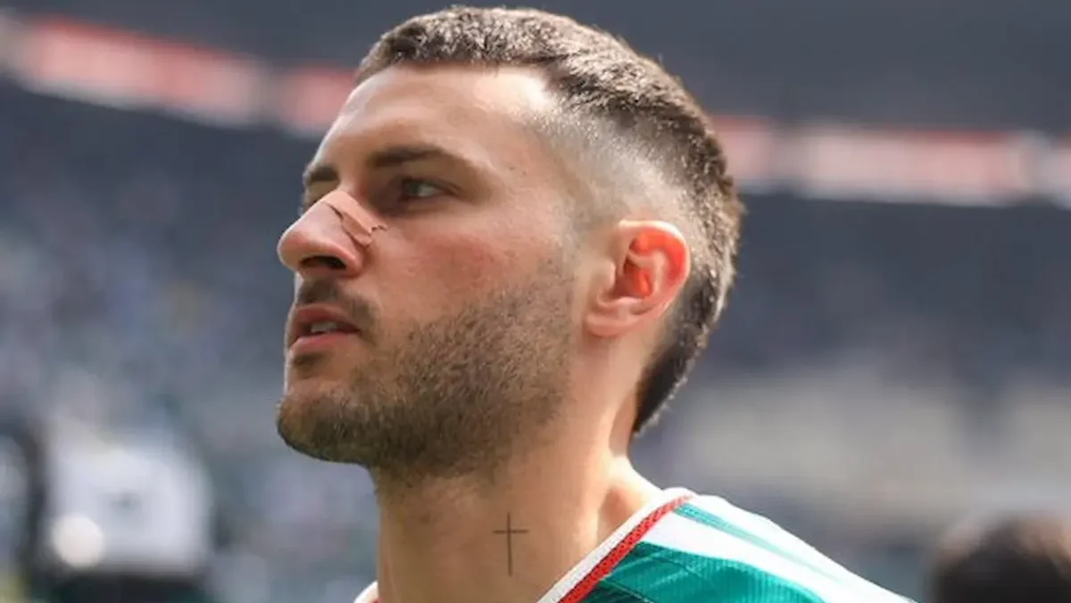 Delantero mexicano Santiago Giménez