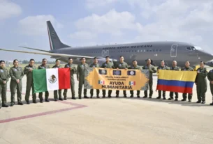 México envió dos aviones con 19 militares y 854 despensas de alimentos no perecederos a Pereira, Colombia.