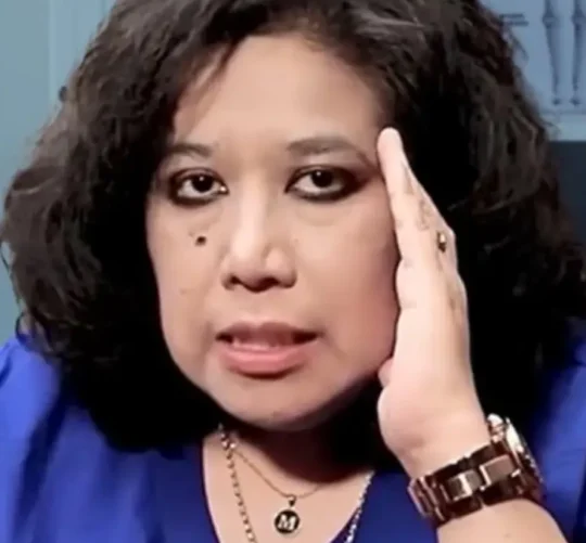 Marilyn Cote, quien se hacía pasar por psiquiatra y especialista en neurociencias con cédulas profesionales falsas
